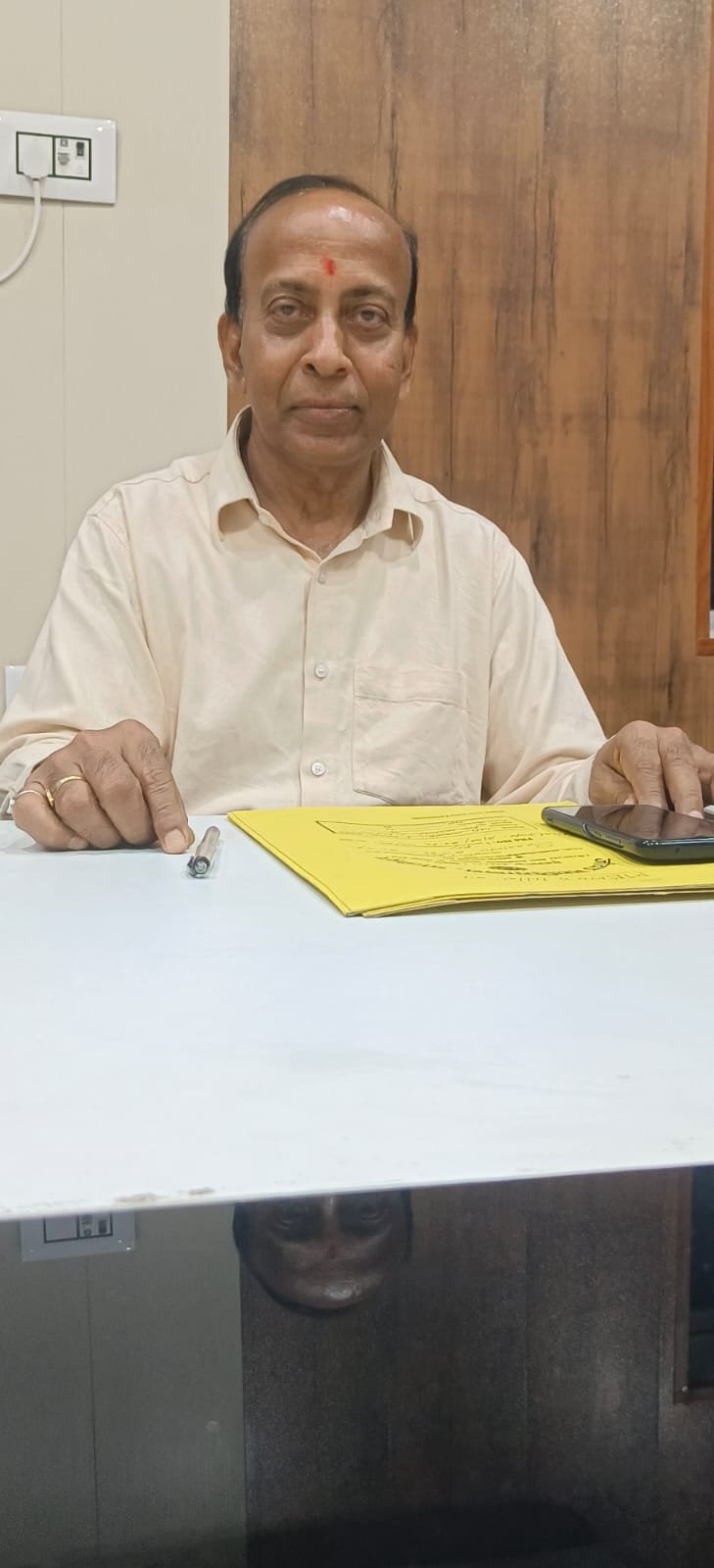 dr. Nirbhay kumar singh
